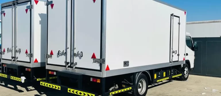 Expert Chiller Truck Hire for Catering Businesses in Abu Dhabi – Keep Food Fresh & Events Perfect