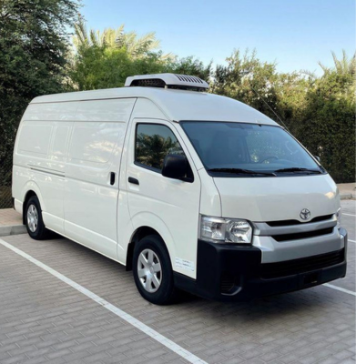 Chiller van rental transport company Dubai with temperature-controlled vans for food and medical deliveries